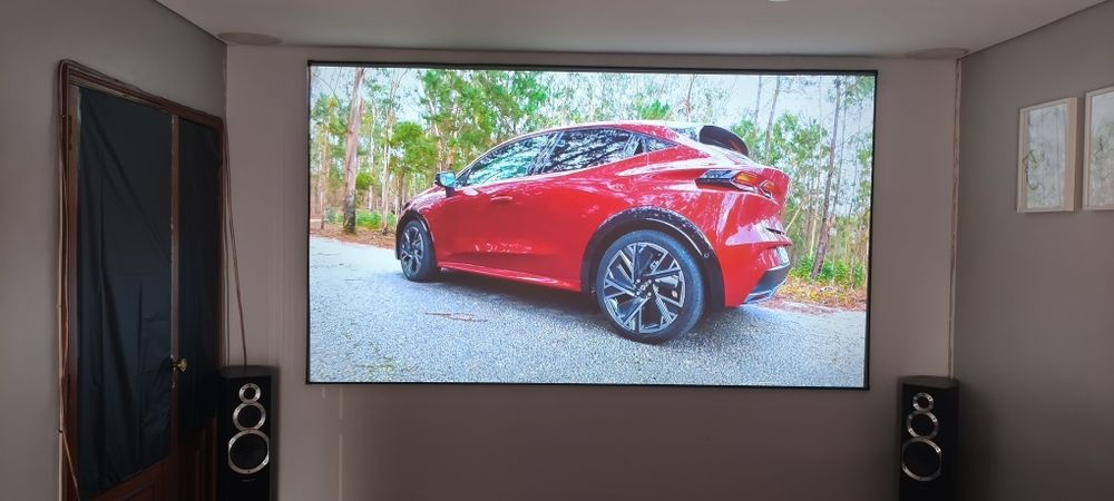 Projector Optoma UHD60 4k