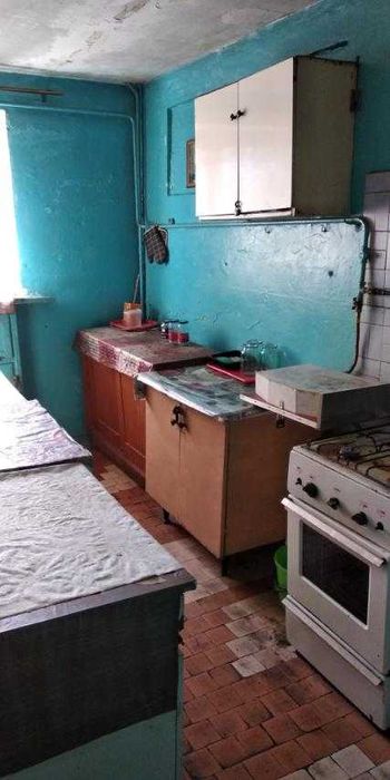 Продаю гостинку м.Малишева 1 хвилина