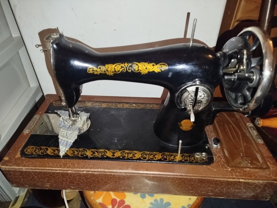 Швейная машина ПМЗ