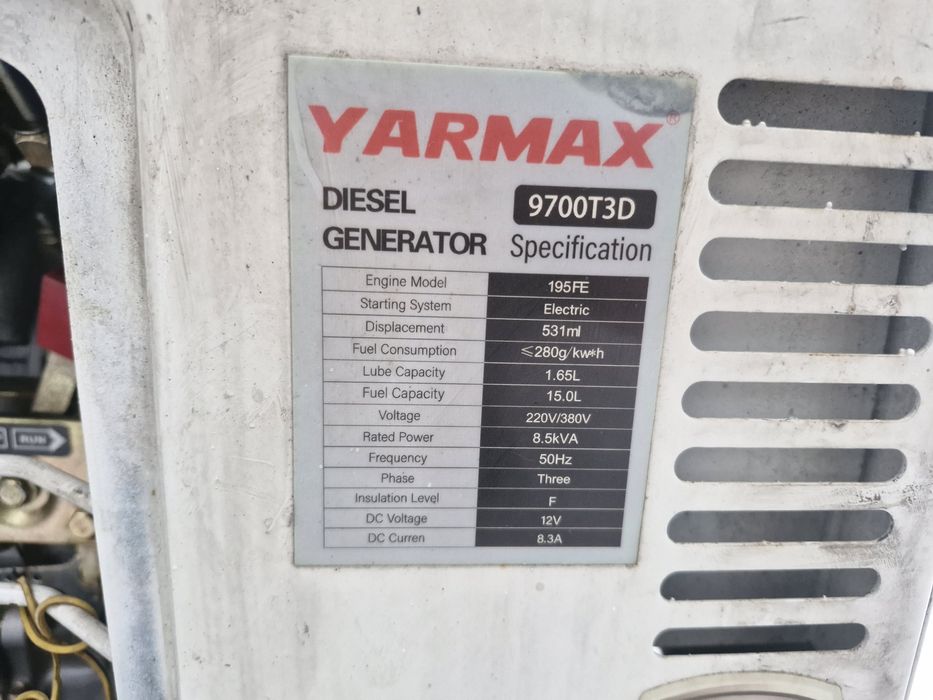 Продам дизельный генератор 6.5 кв