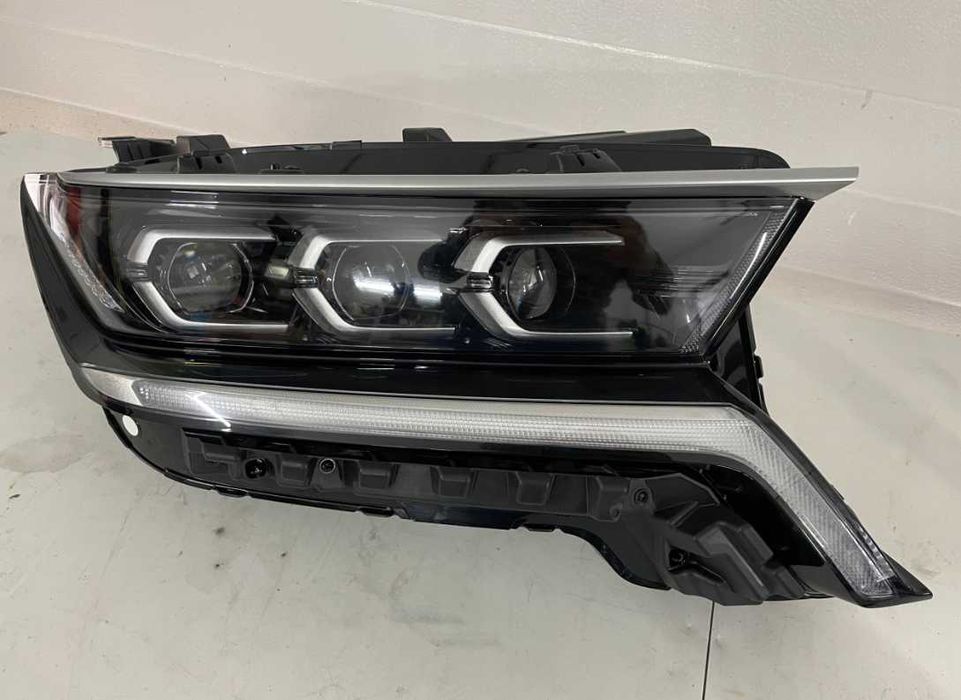 Фари передні Kia Sorento 4 IV Фара права або ліва EU USA разборка