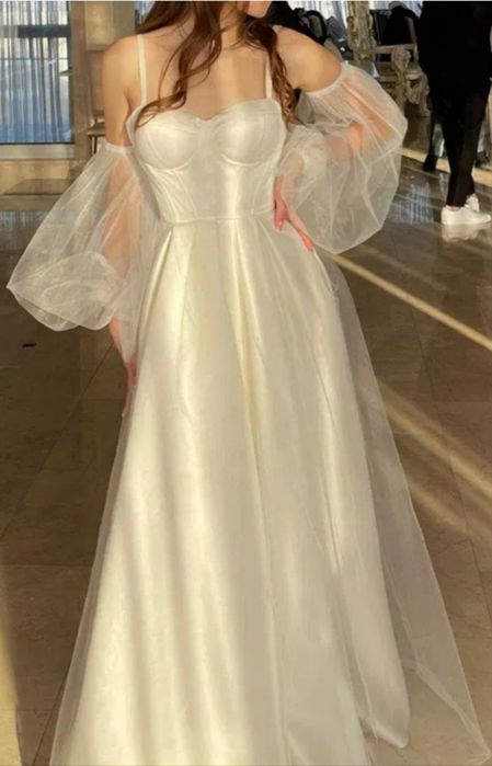 Біла сукня, випускна, святкова