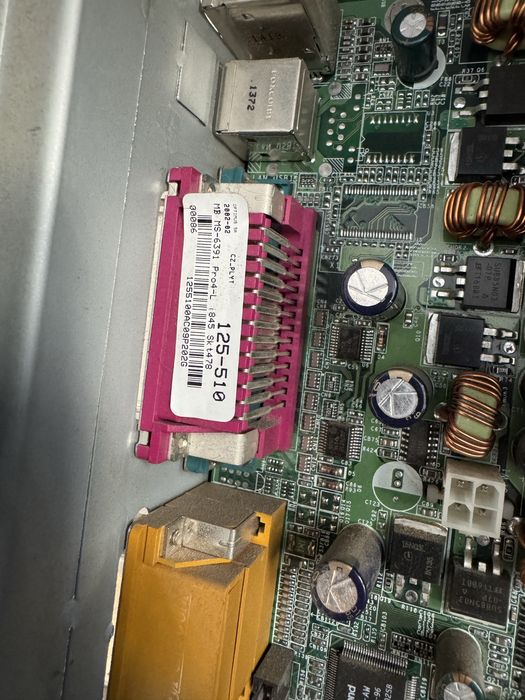 Retro PC Windows XP Pro OEM | Celeron 1.7 | 128MB SDRAM PC133 | GeForce4 MX440 64MB | 80GB HDD | Komputer Optimus Star