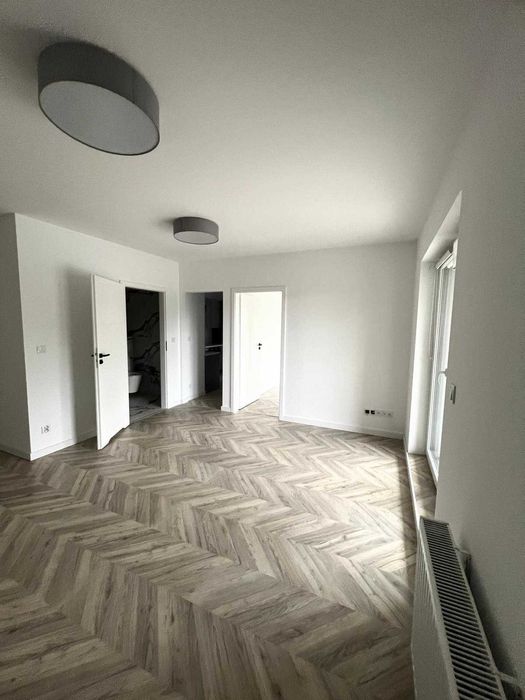 OGROMNY TARAS, Dwa pokoje 48 m2, spokojna okolica - Piaski