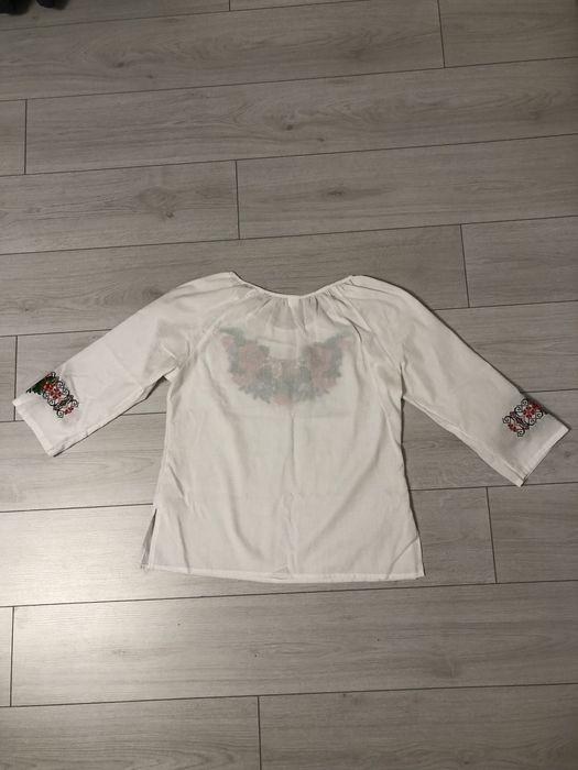 Вишиванка вишита сорочка 50 розмір