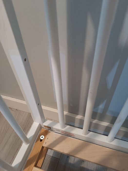 Łóżeczko dziecięce z materacem