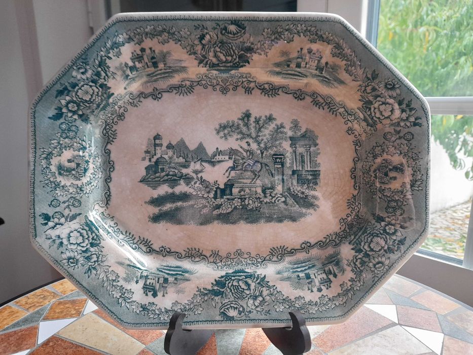 Loiça Sacavém, rendas antigas, porcelana chinesa, serviço Vista Alegre