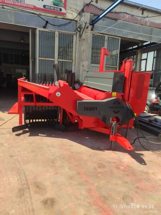 Нова модель KARADAS TR-9001   Гарбузовий комбайн для збирання гарбуза