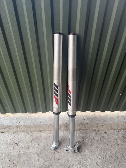 Kovi 300 pro s, передня вилка SZC 48mm