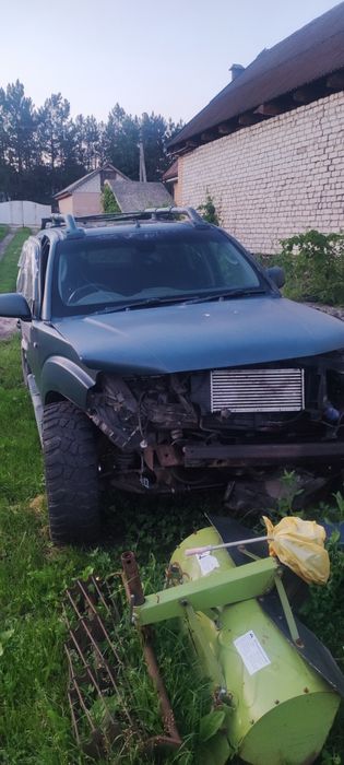 Nisan navara D40 по запчастинах