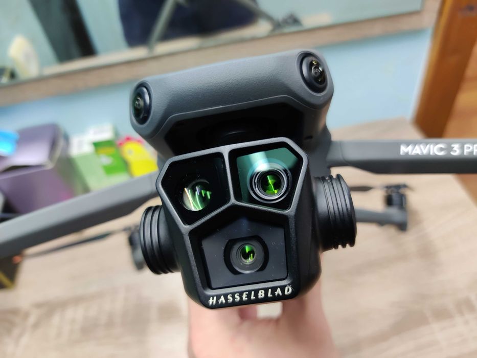 Дрон DJI Mavic 3 Pro квадрокоптер drone Mavik Мавік мавік 3 про