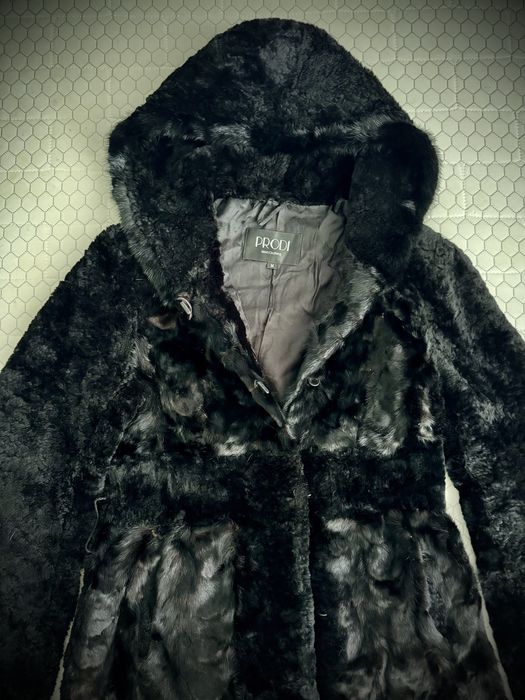 Продам натуральну шубу з мутона та норки