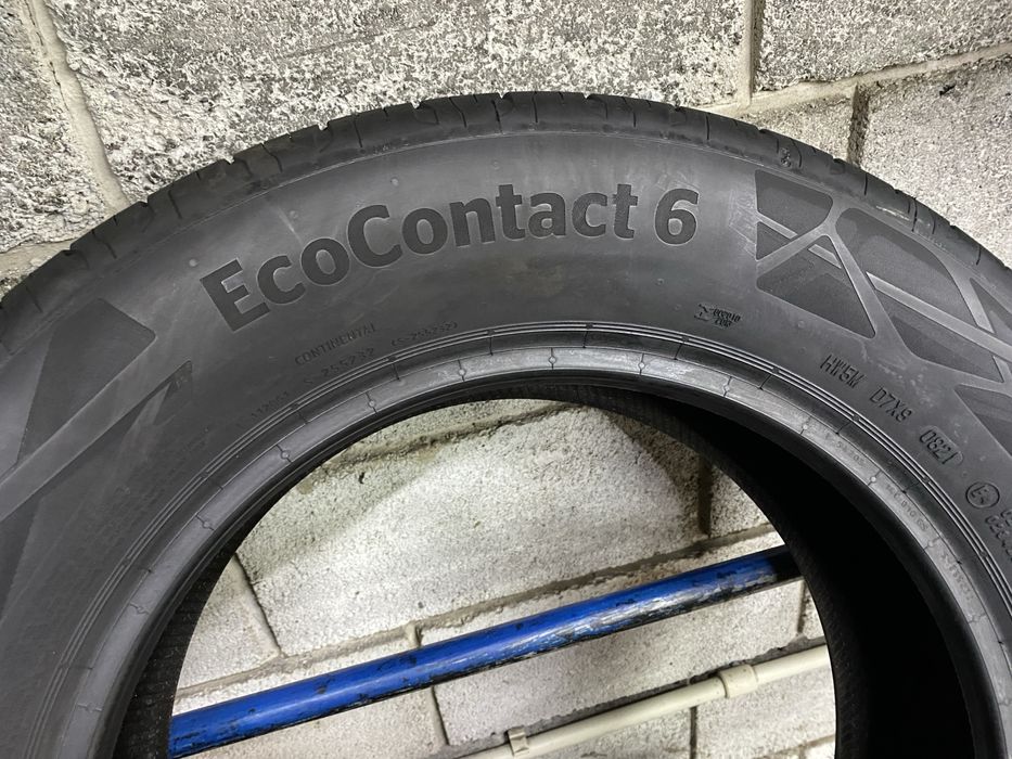 Літні шини 215/60 R16 (95V) CONTINENTAL