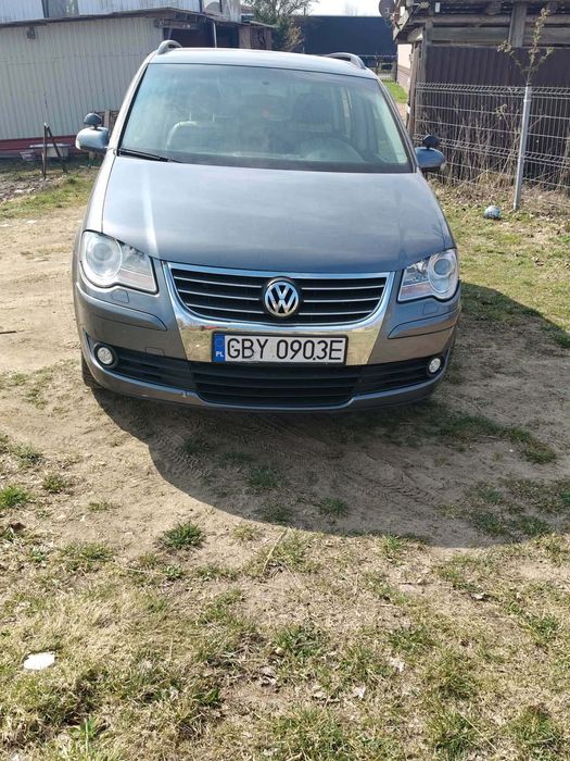Volkswagen Touran Wv Touran Samochód