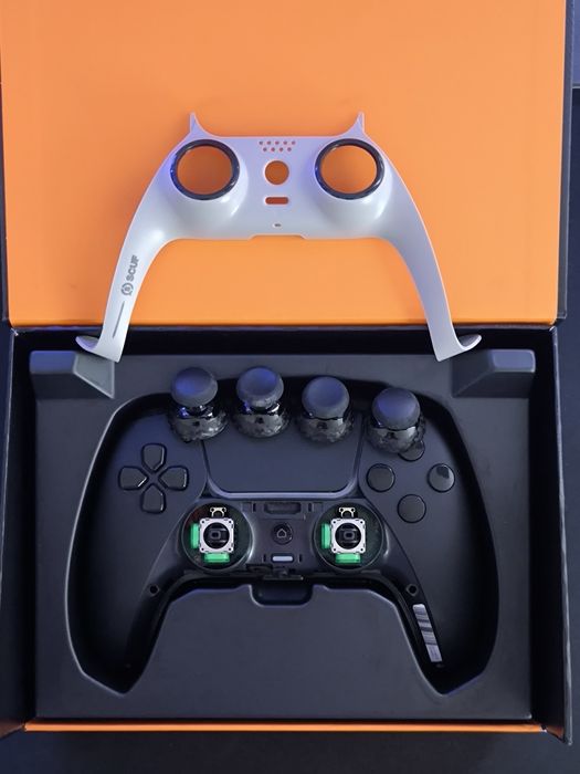 Scuf Reflex FPS com joysticks TMR Favor Union PS5