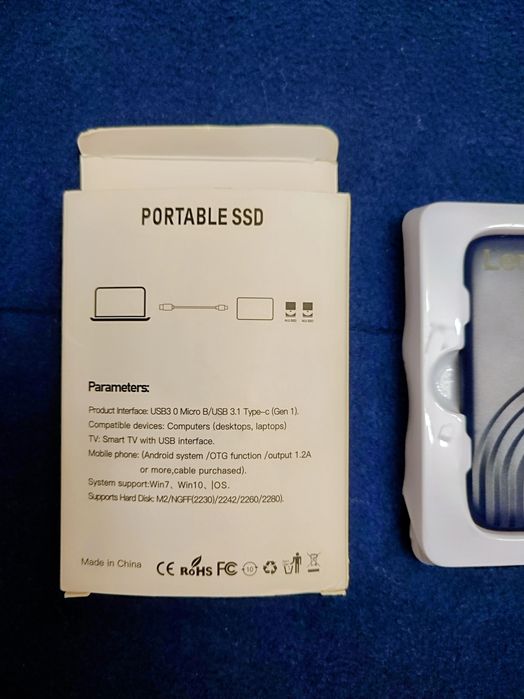 SSD externo portátil de 16 TB