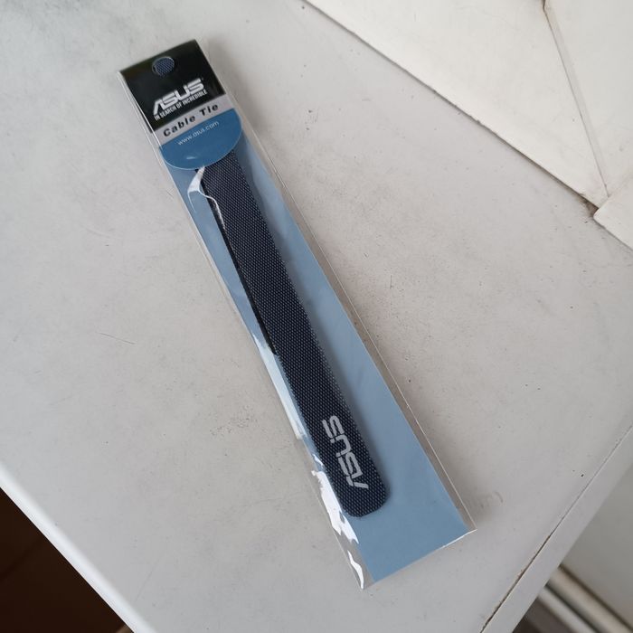 Стяжка для кабелю ноутбука Asus