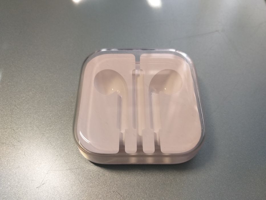 Кейс, контейнер, коробка   Apple Iphone
При замовленні з