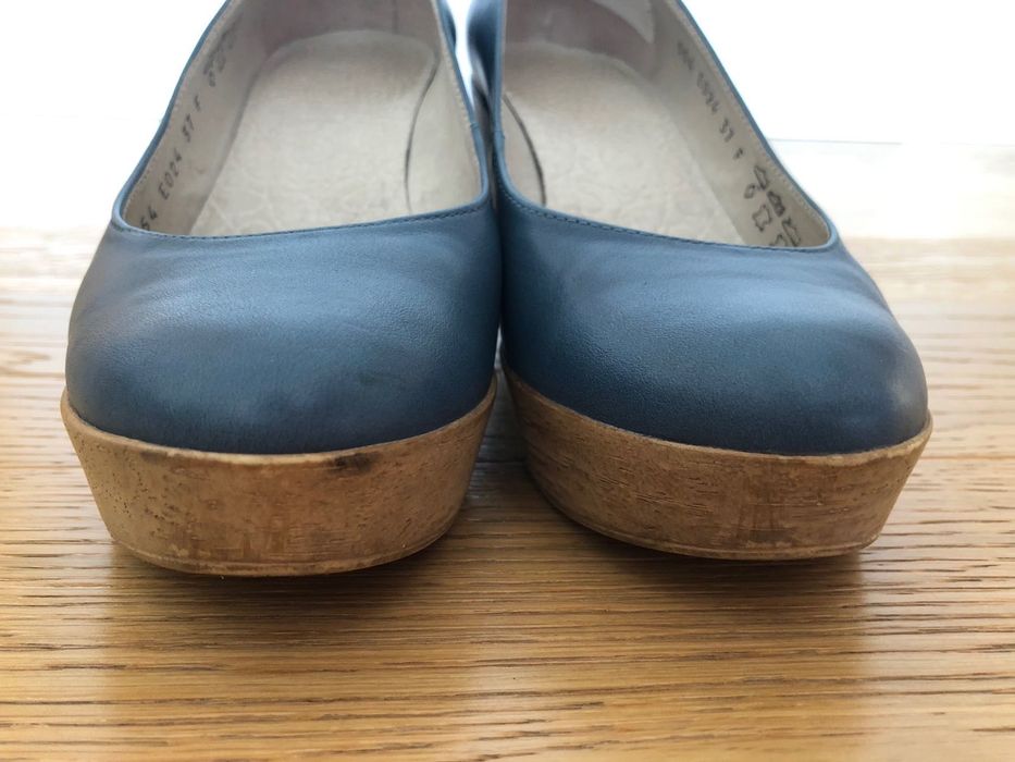 Niebieskie skórzane koturny, Ryłko - rozmiar 38