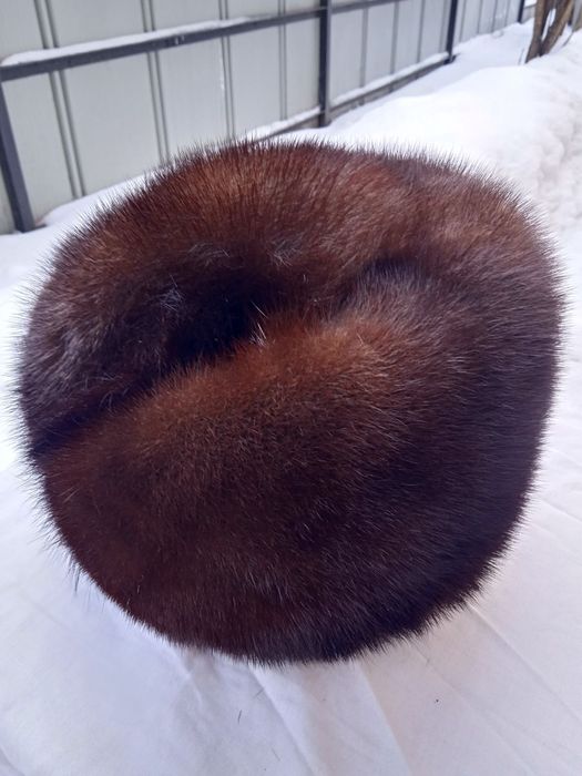 Шапка норкова жіноча. Р. 57-58. Нова!
