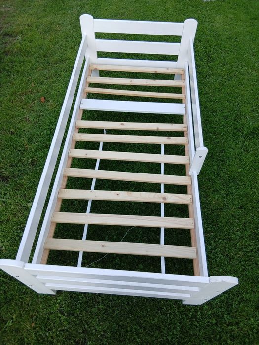 Łóżko dziecięce białe 180×80 cm + materac + barierka + szuflada