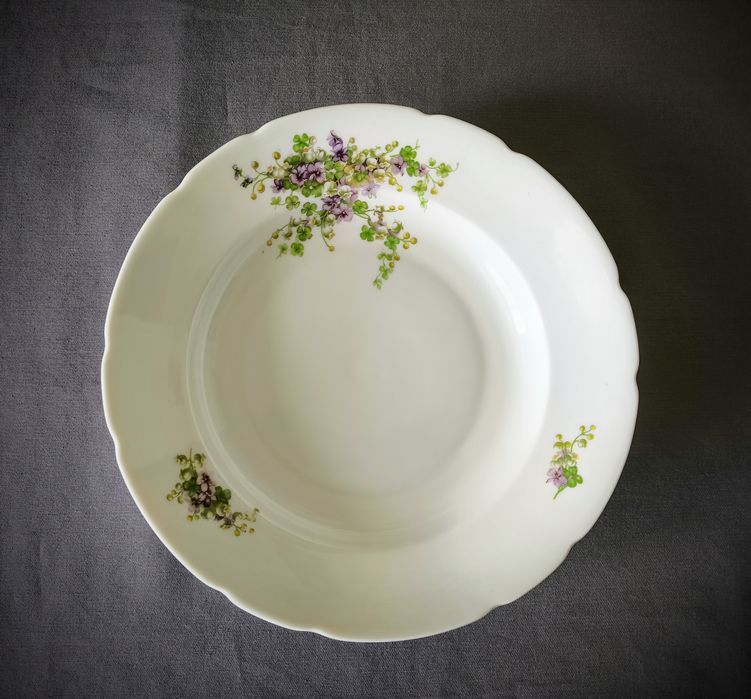 Посуда тарелка ВСЕУКРТРЕСТ 20-ые фарфор ранние советы НЭП