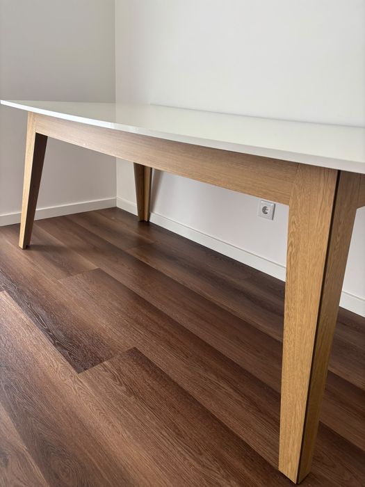 Mesa de jantar semi nova
