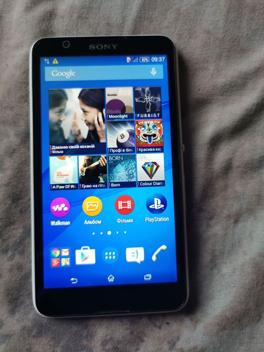 Мобільний телефон Sony E2115