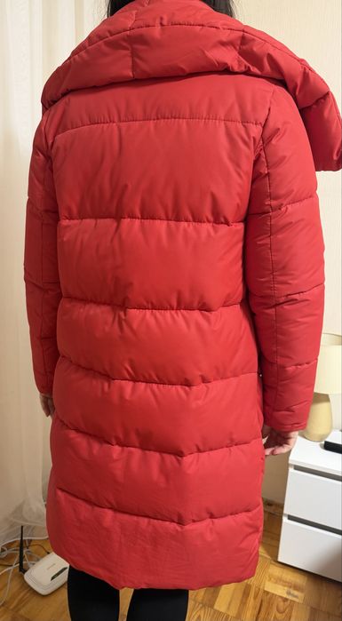 Пухова куртка зимова