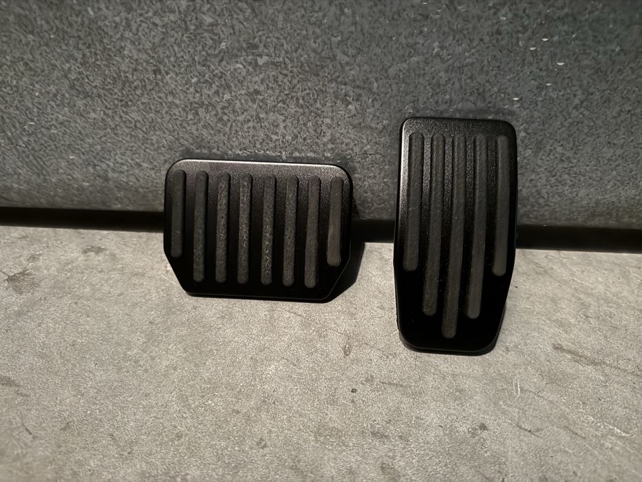 Conjunto de capas para pedais Tesla