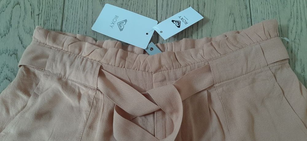 Roxy nowe damskie spodenki S