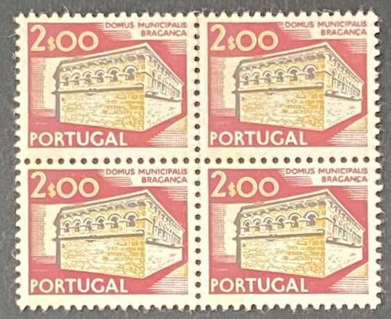 Quadra selos novos de 2$00 - Paísagens e Monumentos c/tarja fosf.-1978