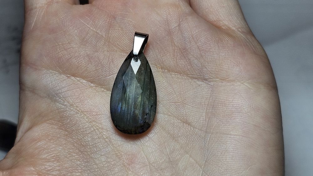 Wisiorek labradoryt LO#3.