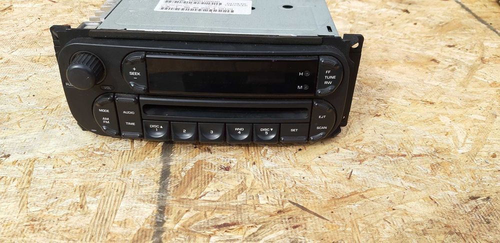 Radio Jeep Liberty Cherokee KJ Grand Cherokee
