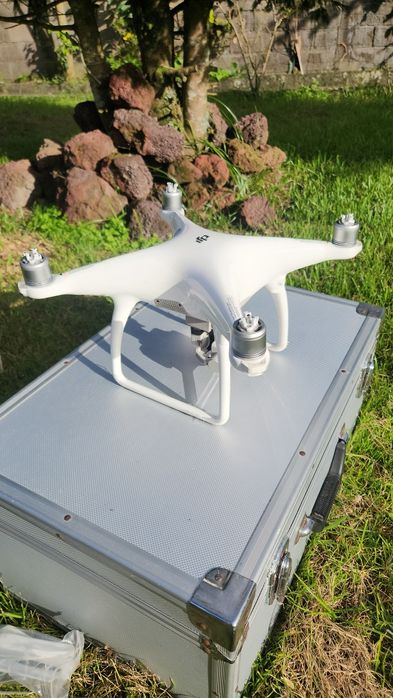 Vendo drone Phantom 4 DJI