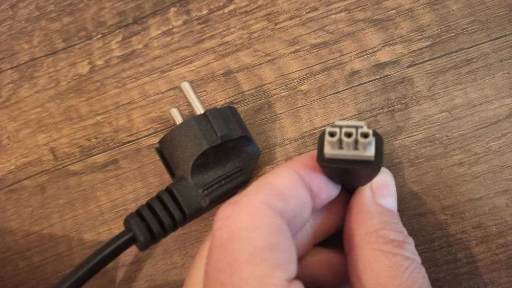 Блок живлення ноутбука  HP c8246a  ultraslim adapter.