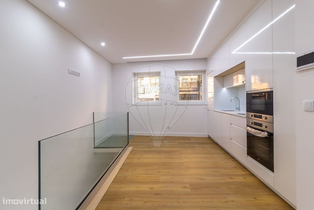 Apartamento T1 para venda — Cedofeita, Santo Ildefonso, Sé, Miragaia, São Nicolau E Vitória, Porto