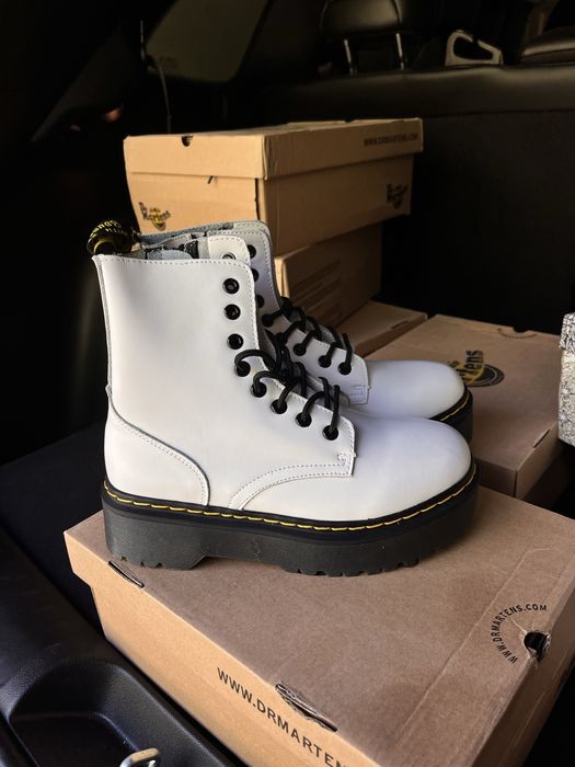 Шкіряні черевики Dr.Martens