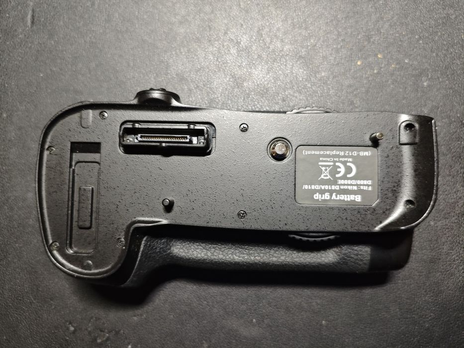 Grip Nikon MB-D12 (Nikon D800/D800E/D810)