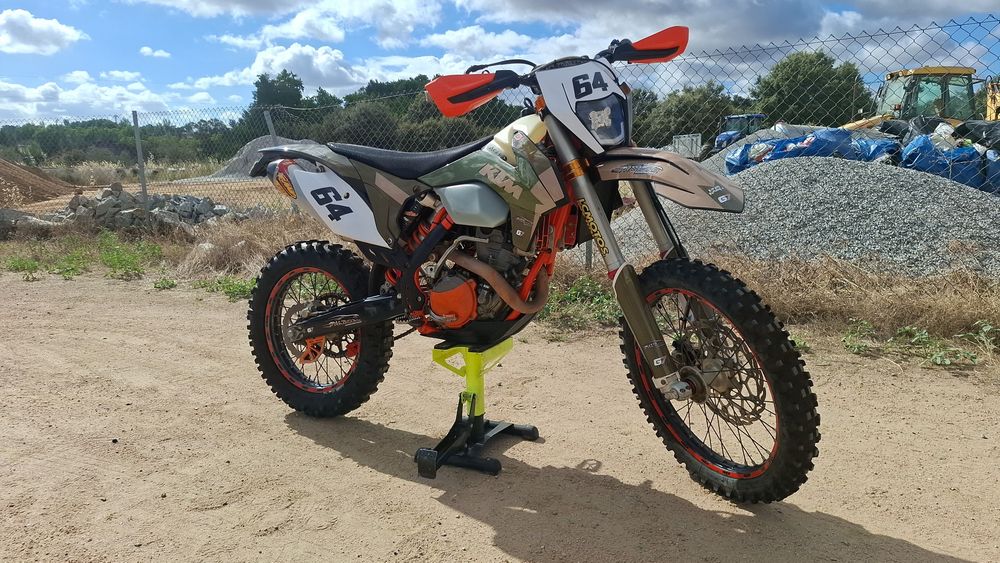 Ktm EXC-F 250 com extras