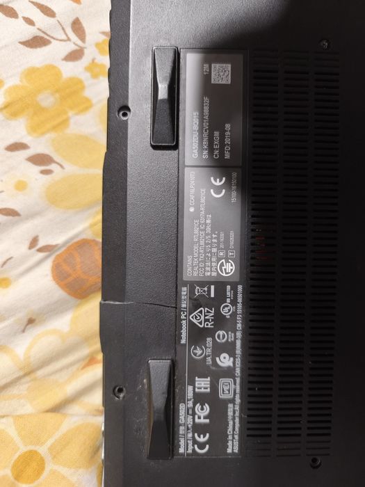 Portátil ASUS rog para pecas