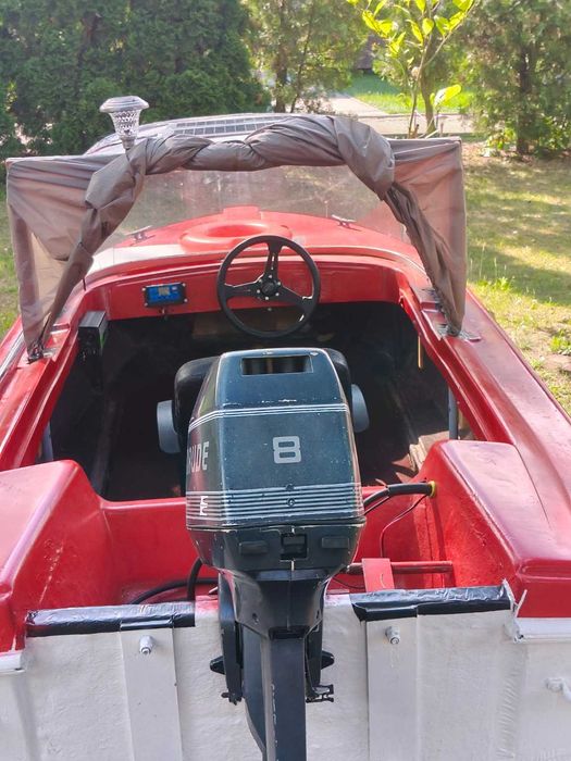 Łódź motorowa Delfin 4 m + Evinrude 8 KM – podwójne dno, instalacja solarna