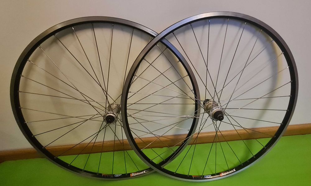 Koła 28 cali Cross Trekking Shimano Deore XT/ Rigida Sphinx