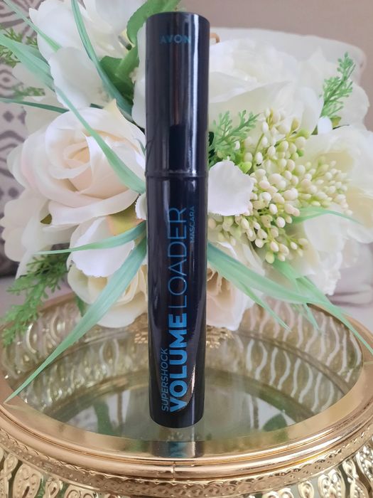 Avon Tusz do rzęs  Super Schock Volume Loader  Black