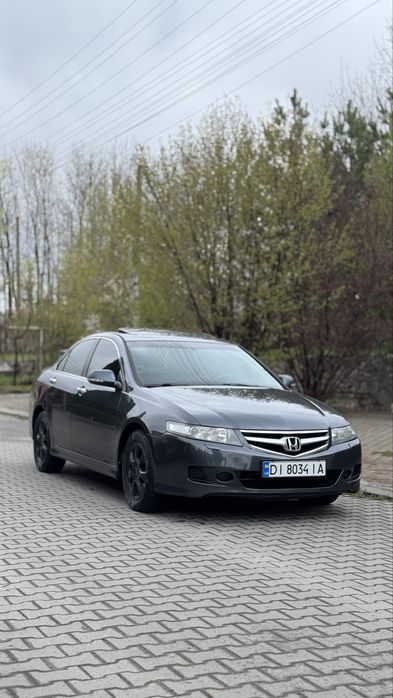 Honda Accord 7 автомат газ/бензин