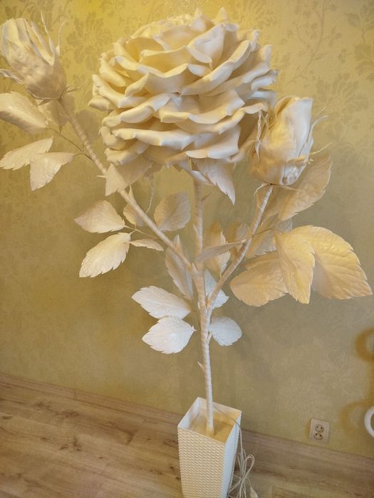 Светильник из изолона .