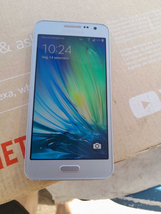 telemovel samsung galaxy a3 2018 como novo