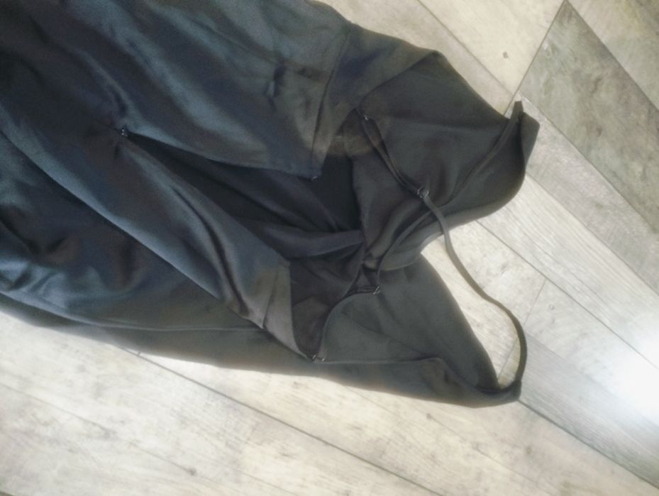 Damska mała czarna Sukienka satynowa s/m