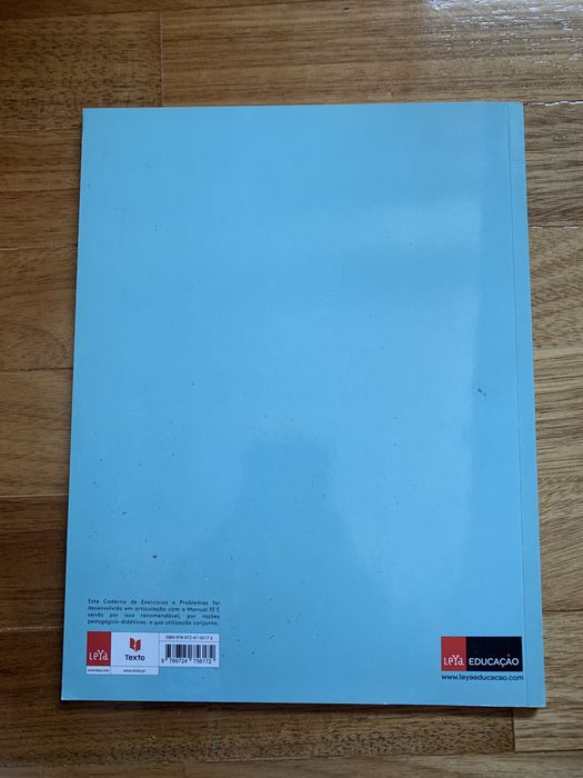 Caderno de exercícios e problemas 10F e 10 Q