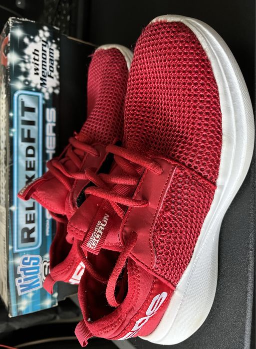 Кросівки skechers 36